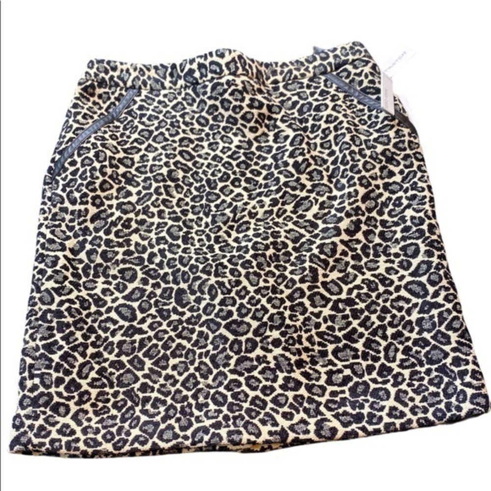 NWT size 8 Amanda & Chelsea $98 skirt